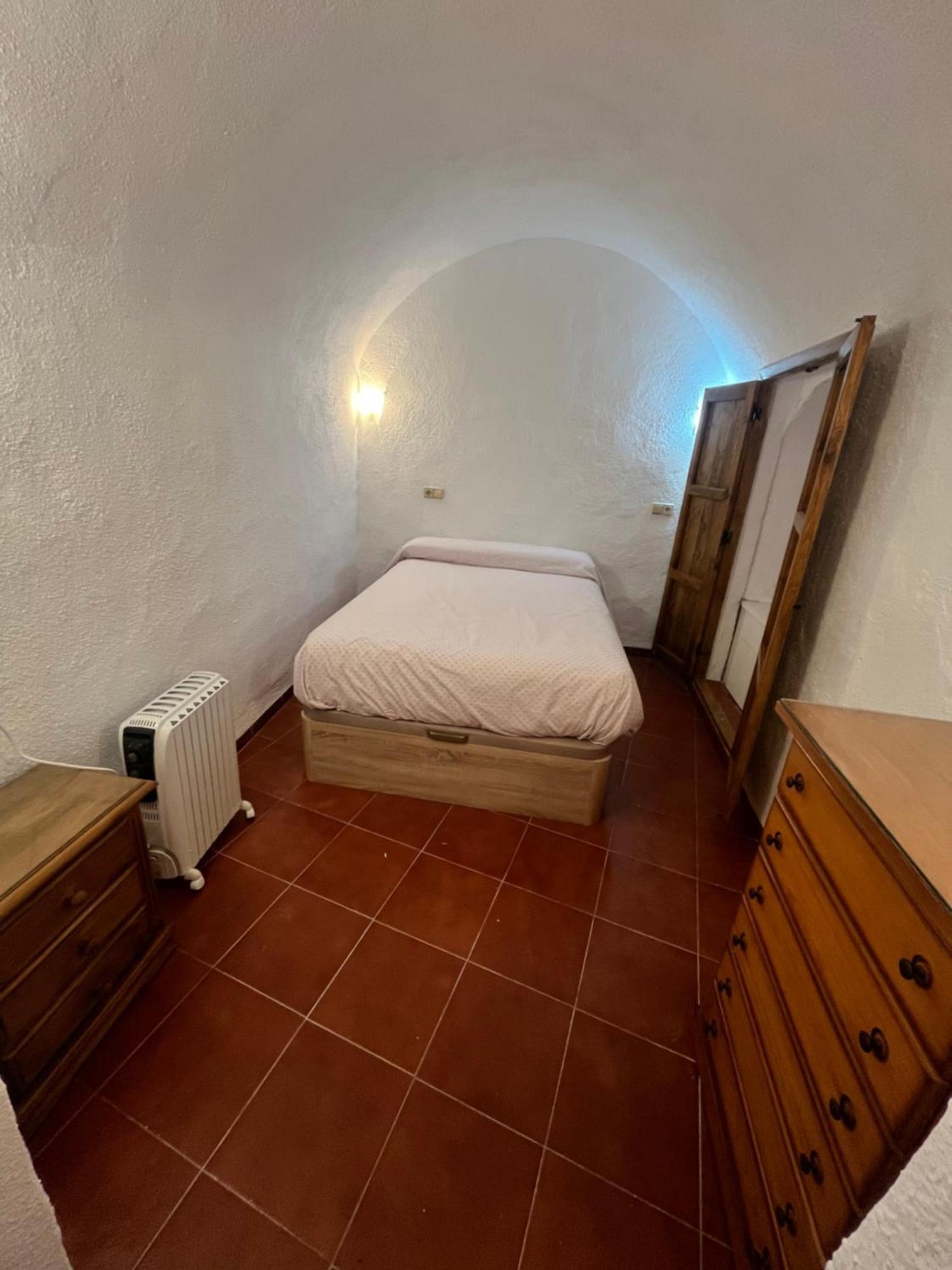 Вилла Casa Cueva La Estacion Гвадикс Экстерьер фото